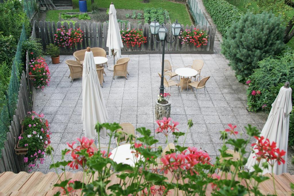 Albergo Garni Cavento ピンツォーロ エクステリア 写真