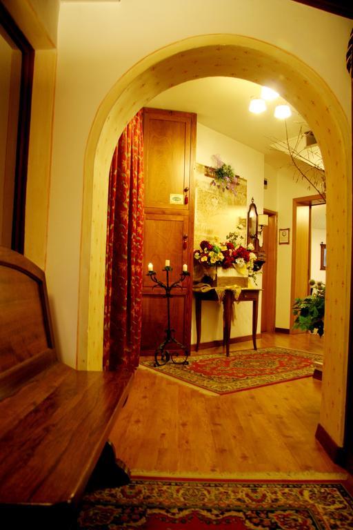 Albergo Garni Cavento ピンツォーロ エクステリア 写真