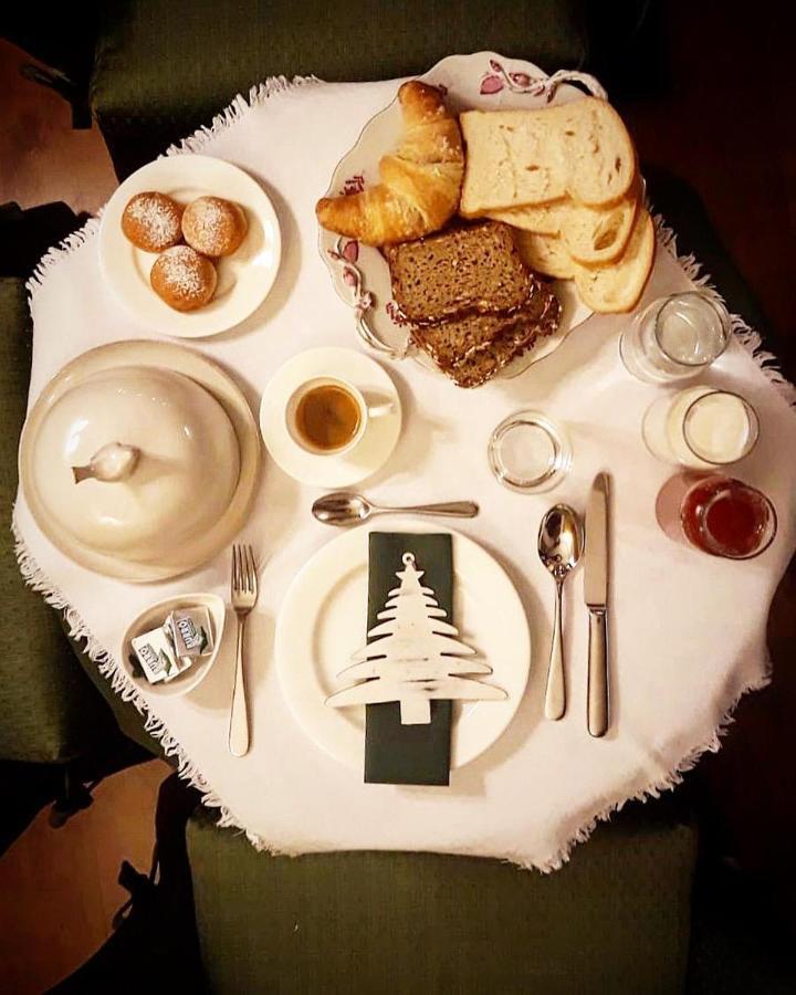 Albergo Garni Cavento ピンツォーロ エクステリア 写真